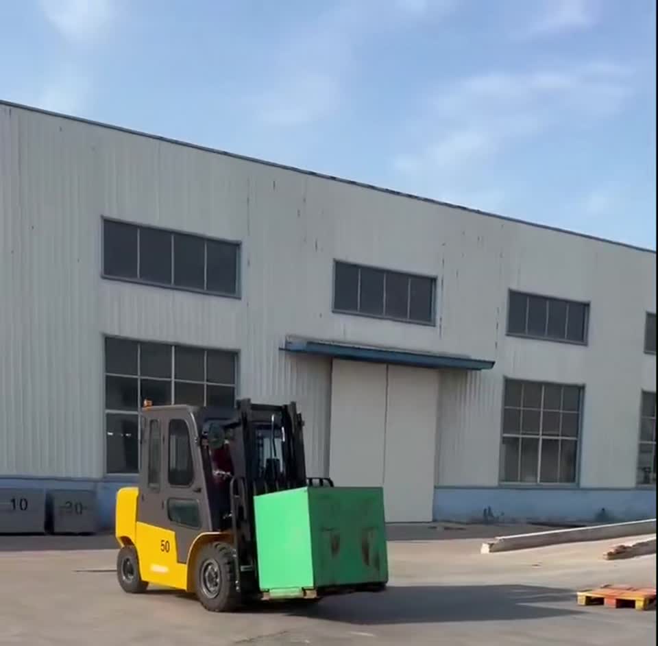 FY50-H Diesel Forklift — Operation 1