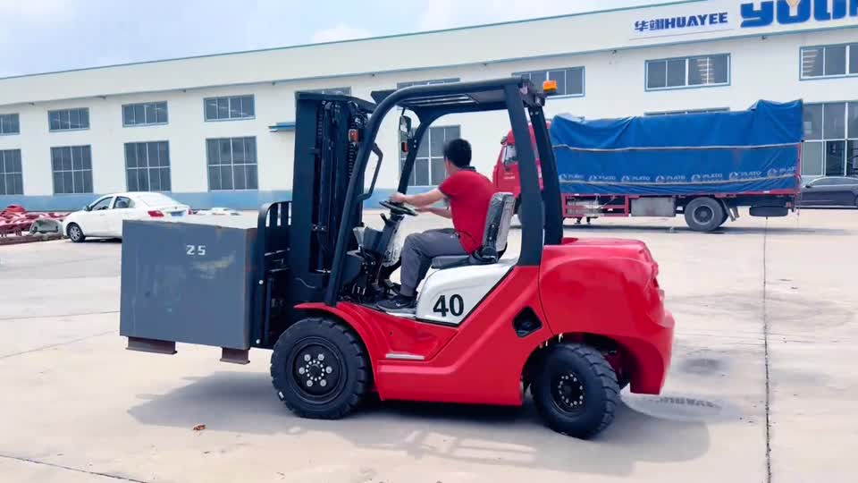 FY40-H Diesel Forklift — Operation 1